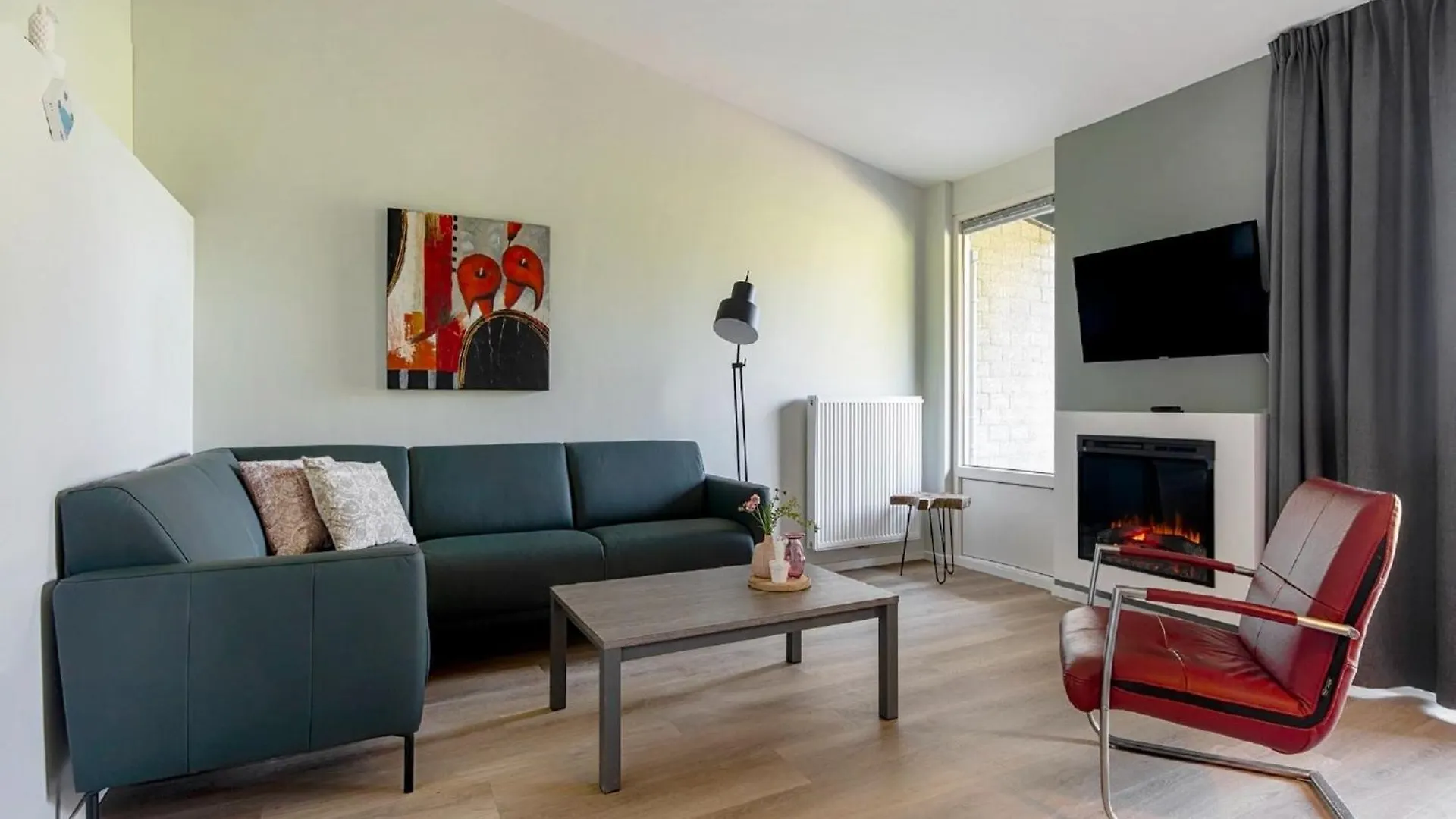 Nice Bungalow With Sauna And Bubble Bath, On A Holiday Park, 4 Km Valkenburg Walem